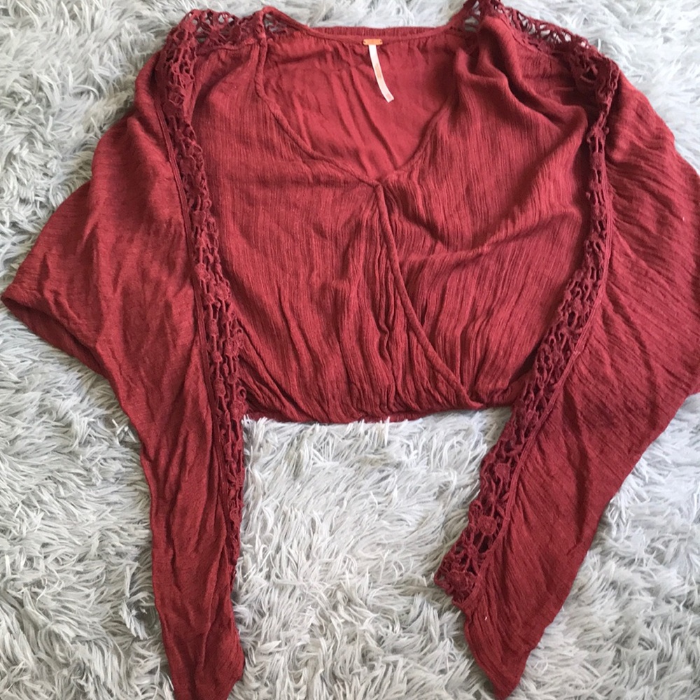 Free People burgundy loose crop top XS